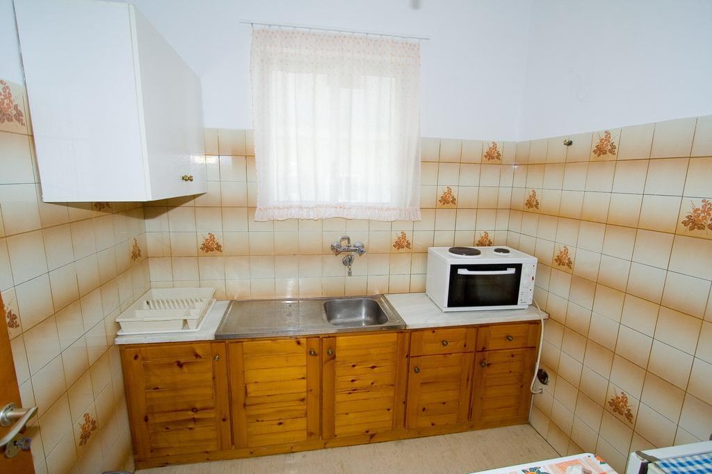 Valkaniotis Apartments Loutrá Edipsoú Eksteriør bilde