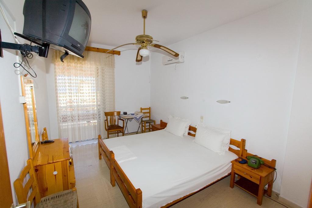 Valkaniotis Apartments Loutrá Edipsoú Eksteriør bilde