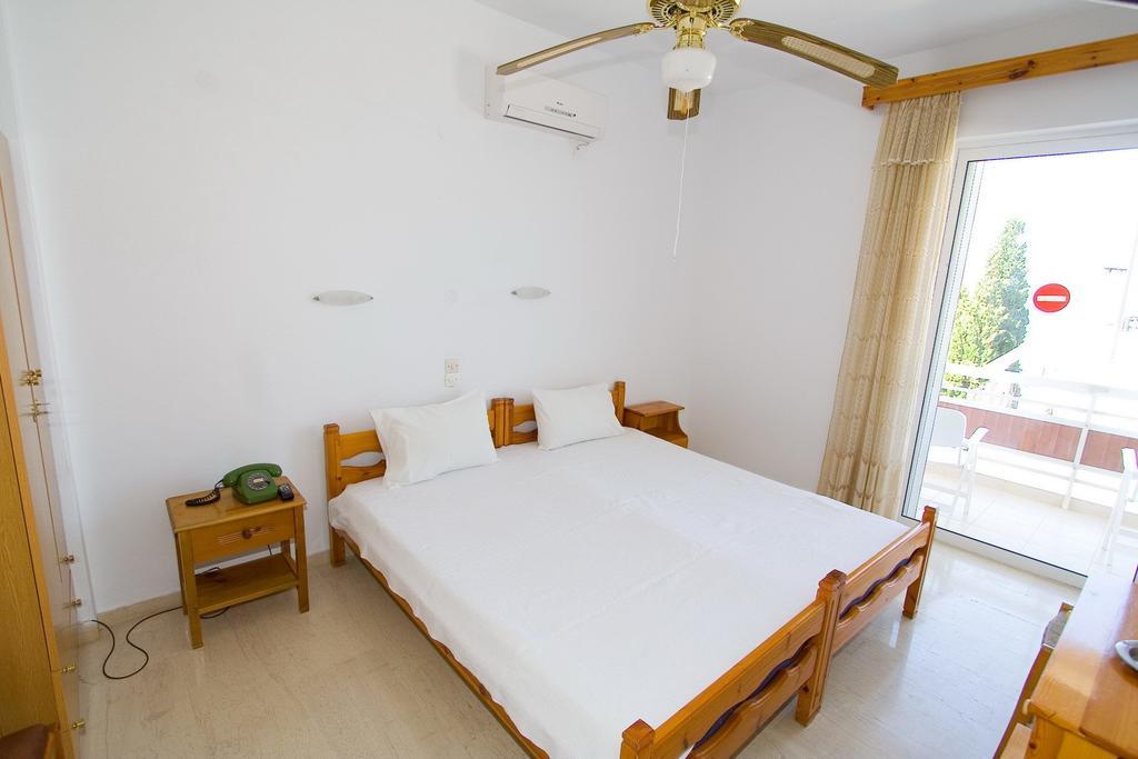 Valkaniotis Apartments Loutrá Edipsoú Eksteriør bilde